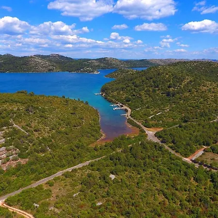 Holiday home Secluded House Cove Jaz - Telascica, Dugi Otok - 8176 *